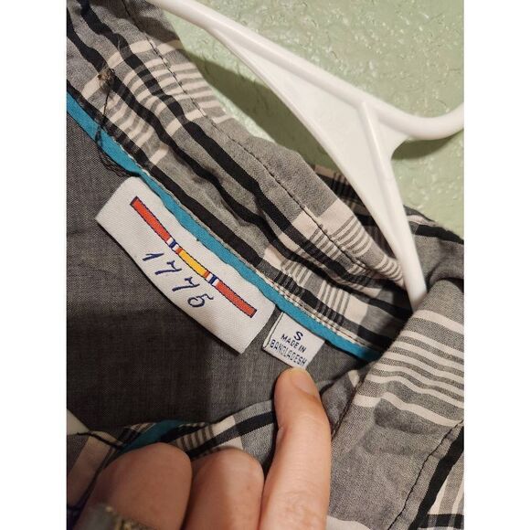 Mens 1775 small grey button up shirt - Picture 5 of 7